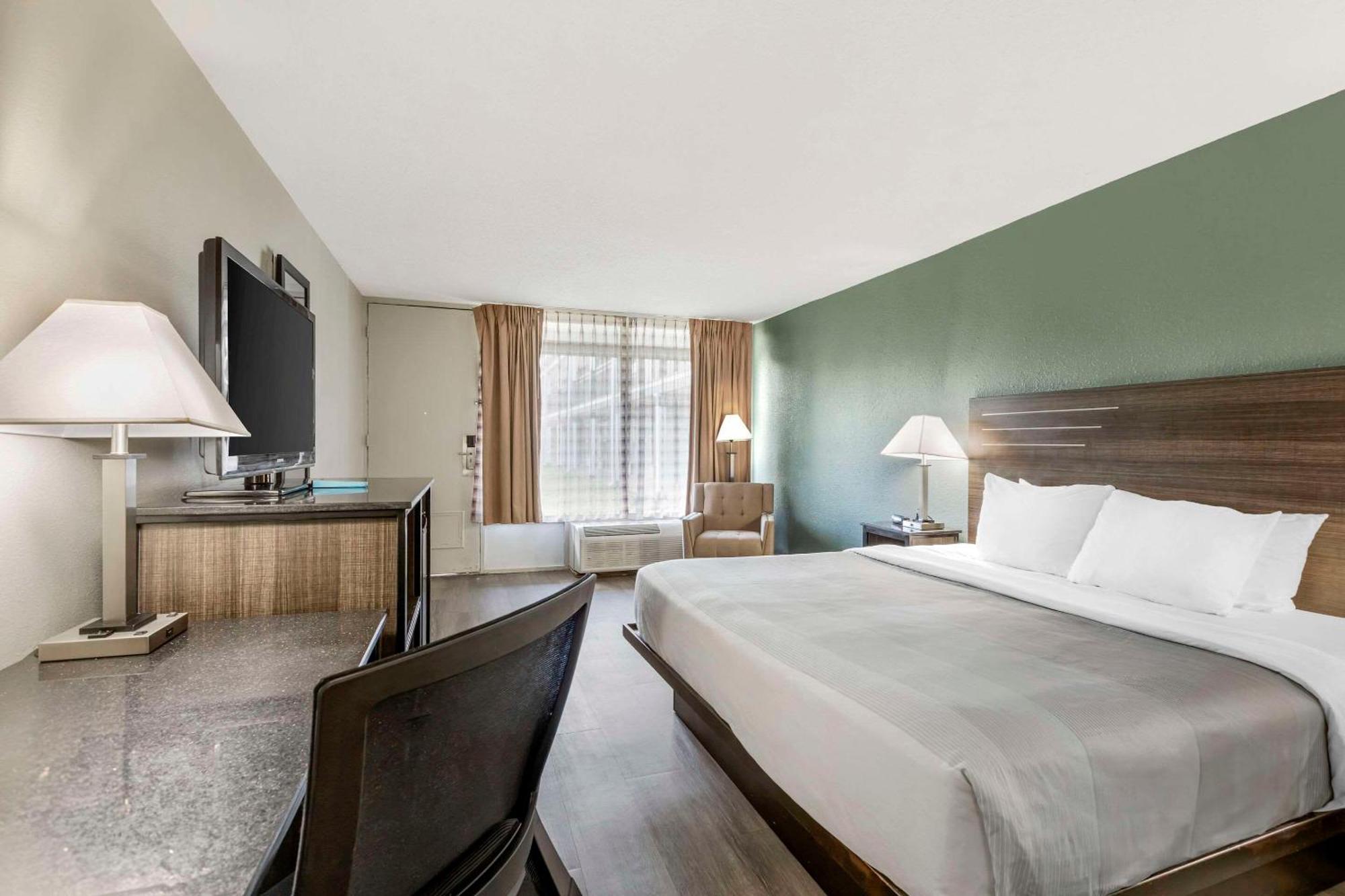 Quality Inn & Suites Santee Eksteriør billede